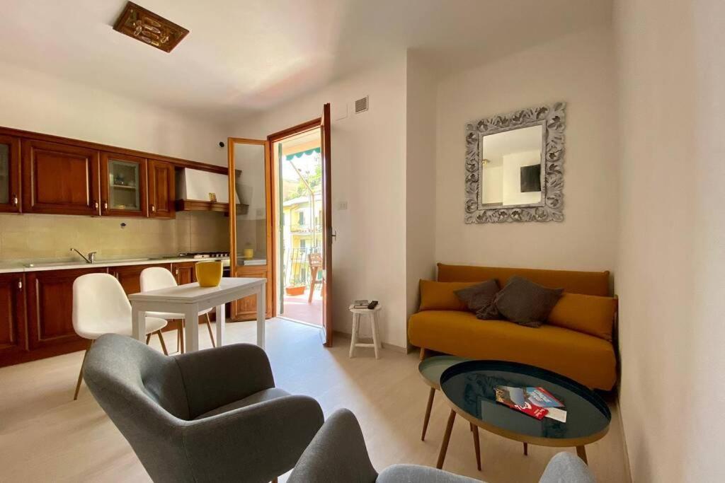 Oasi Vacation Rental Vernazza Exteriör bild