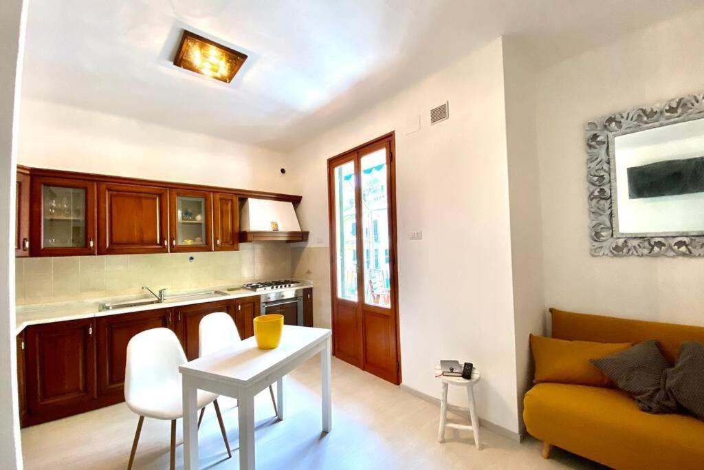 Oasi Vacation Rental Vernazza Exteriör bild